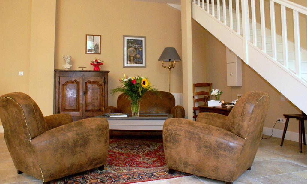 La Cour Des Carmes Bed & Breakfast Arras Dış mekan fotoğraf