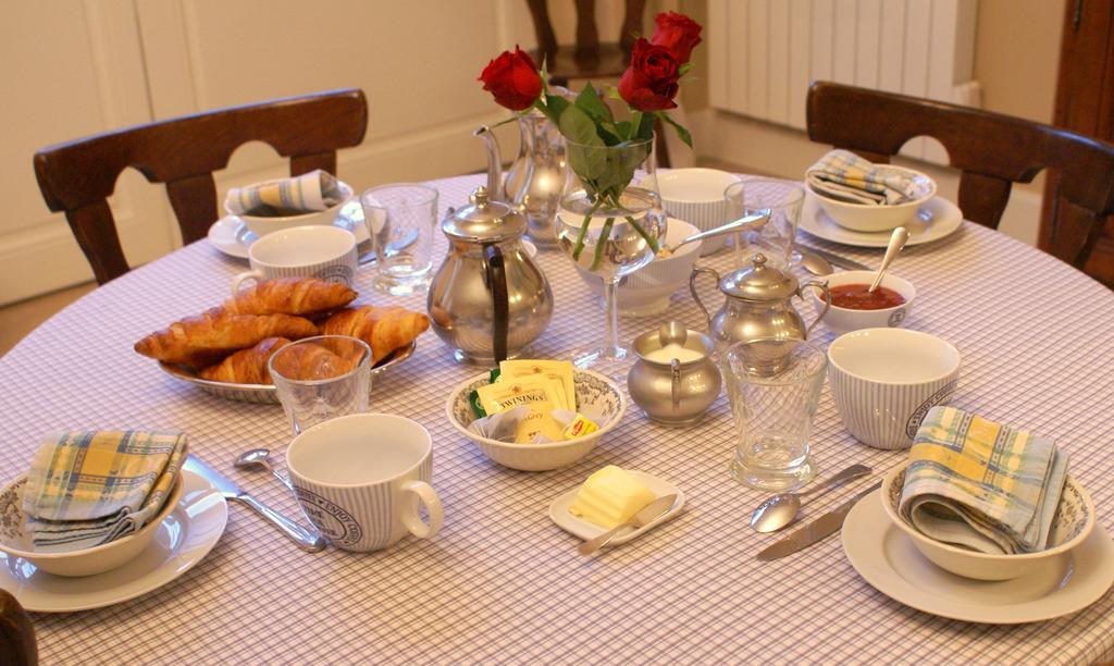 La Cour Des Carmes Bed & Breakfast Arras Dış mekan fotoğraf
