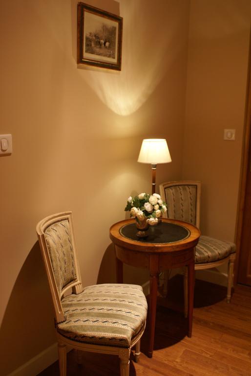 La Cour Des Carmes Bed & Breakfast Arras Dış mekan fotoğraf