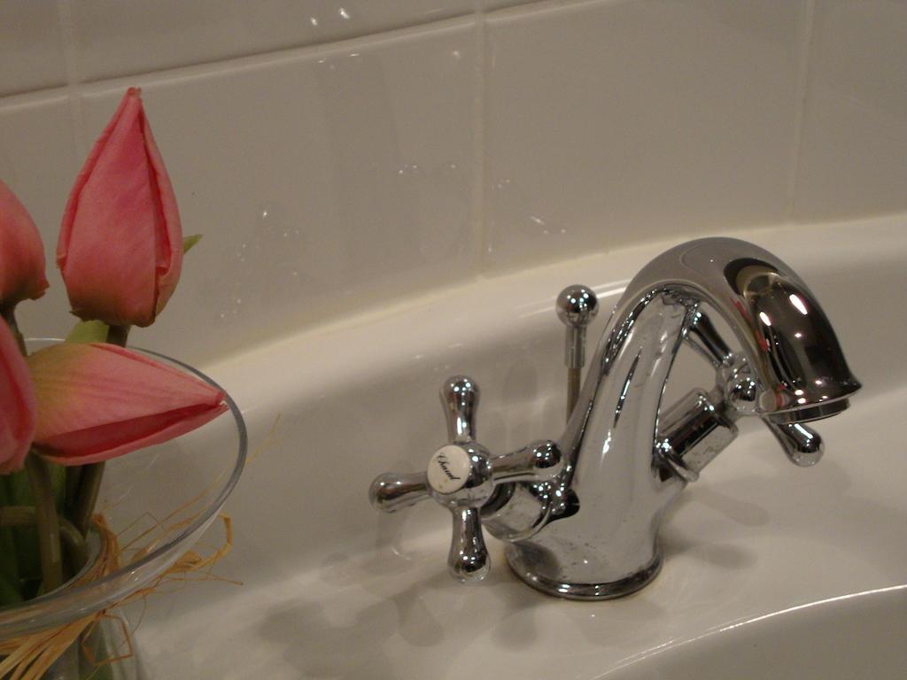 La Cour Des Carmes Bed & Breakfast Arras Dış mekan fotoğraf